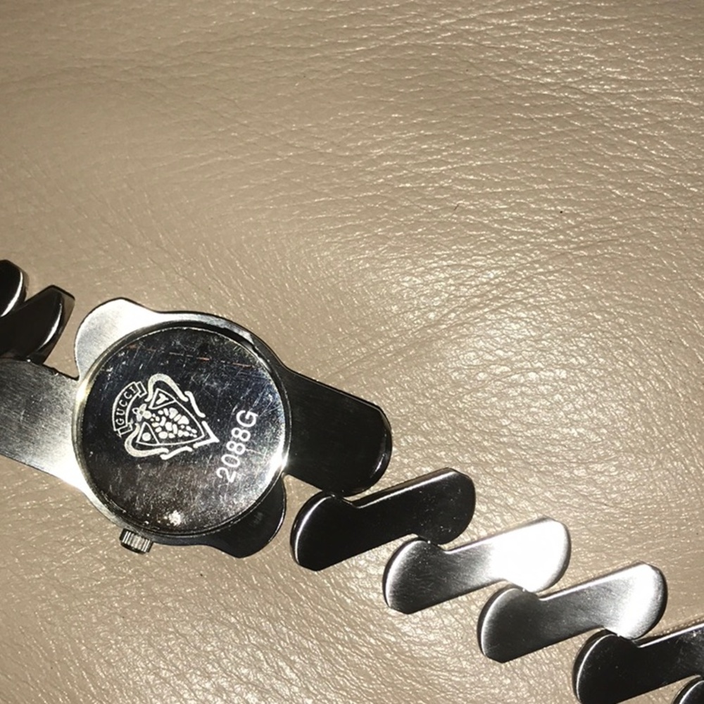 GUCCI Watch - Picture 6 of 8